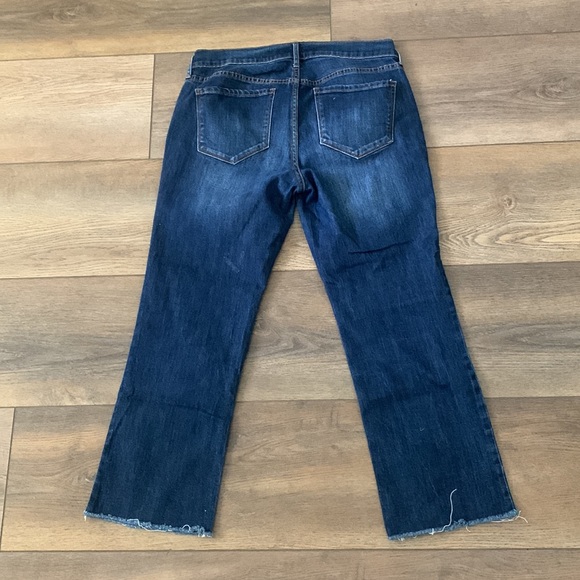 Old Navy ankle flare Jean - Picture 2 of 3